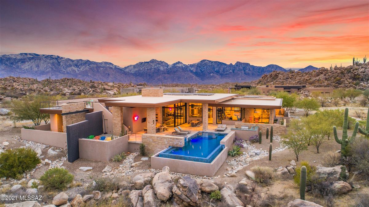 STRIKING DESERT CONTEMPORARY HIGH IN STONE CANYON | Arizona Luxury ...