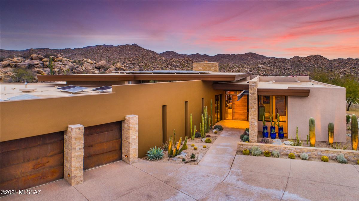 STRIKING DESERT CONTEMPORARY HIGH IN STONE CANYON Arizona Luxury