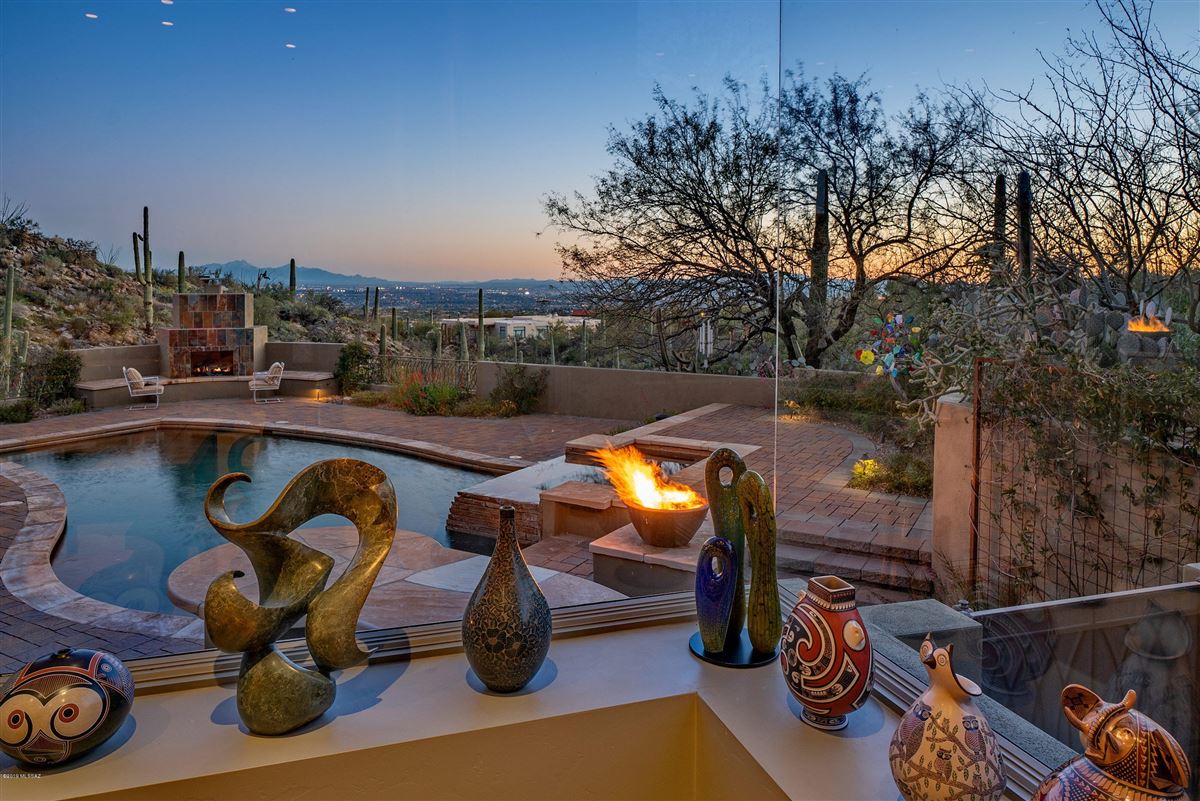 EXCLUSIVE NEIGHBORHOOD OF THE CANYONS Arizona Luxury Homes Mansions