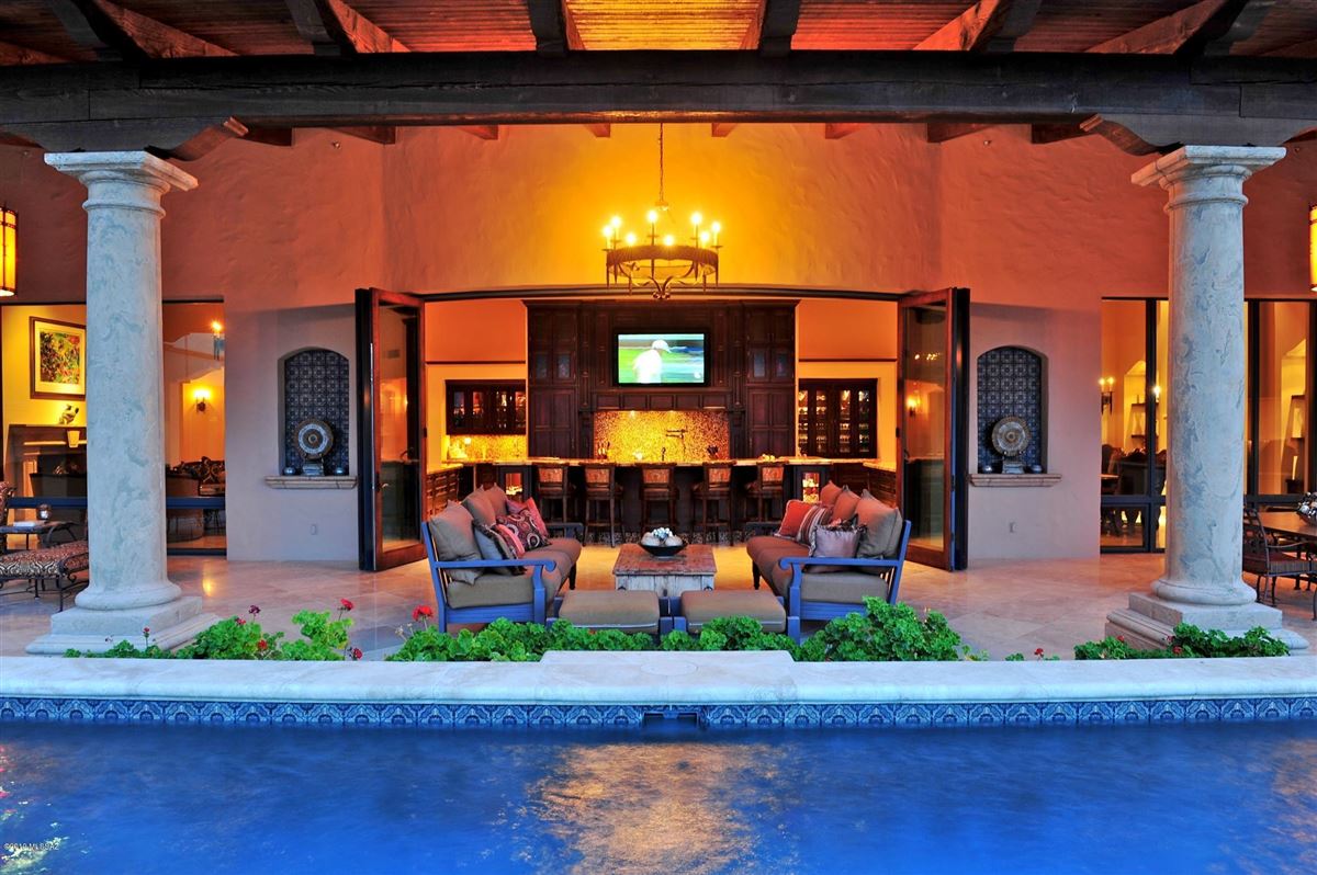 SIMPLY SPECTACULAR HOUSE HOUSE WITH PANORAMIC VIEWS | Arizona Luxury