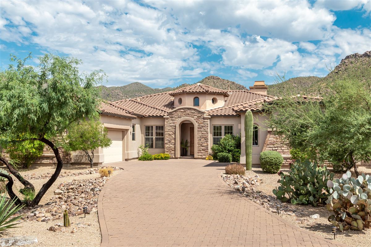 HIGHLY UPGRADED HOME IN GATED SOLANA AT DOVE MOUNTAIN Arizona Luxury