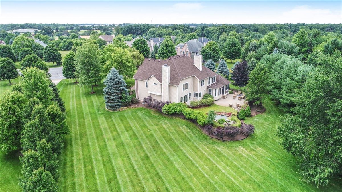 ONE OF THE PREMIER HOMES IN SALINE Michigan Luxury Homes Mansions For Sale Luxury Portfolio