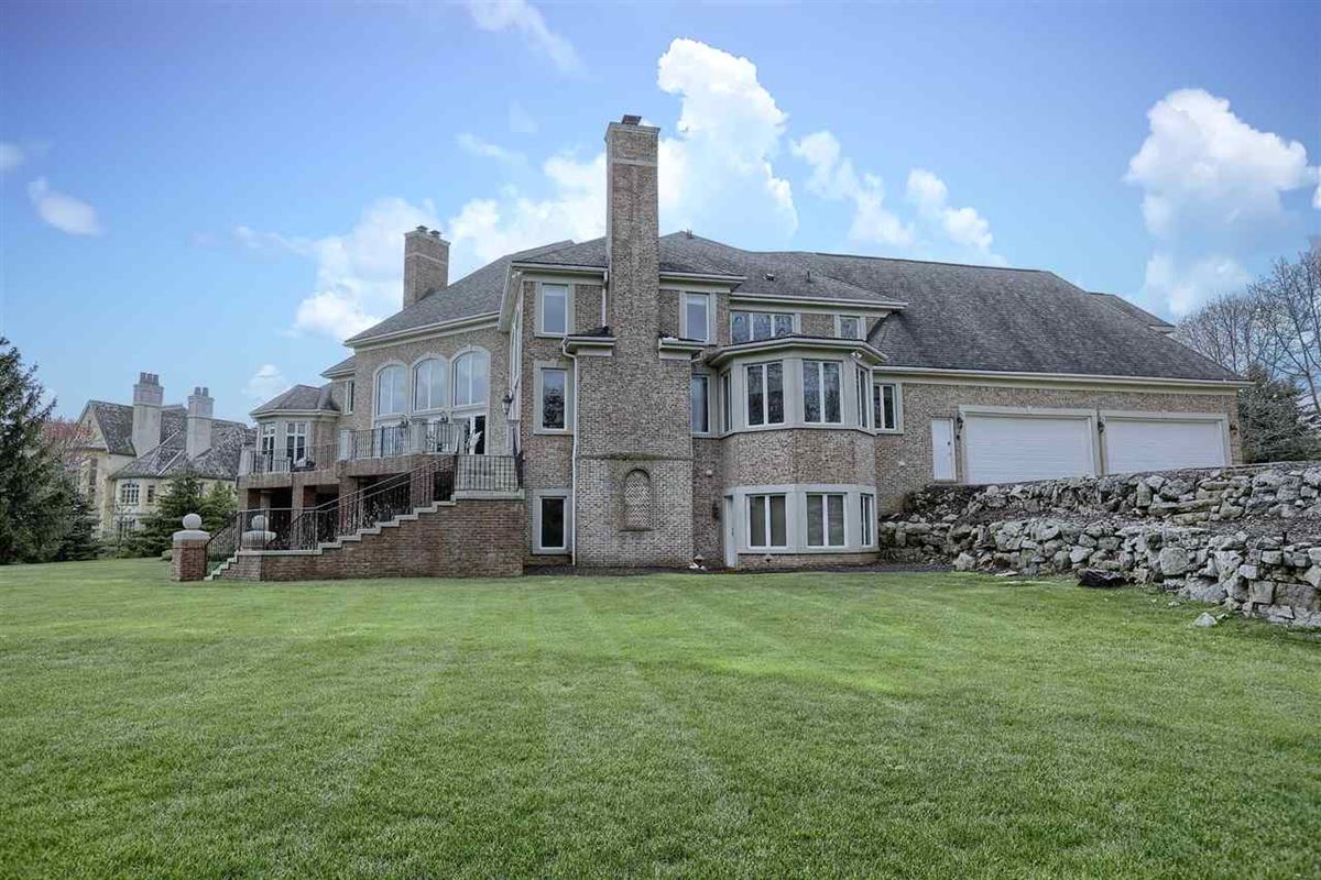 GATED COMMUNITY OF ORCHARD RIDGE Michigan Luxury Homes Mansions For