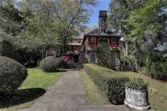 Mansions in Beresford –Nicholson House