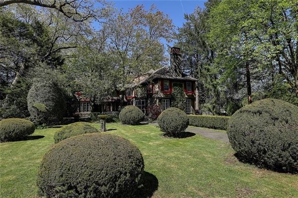 Luxury real estate Beresford –Nicholson House