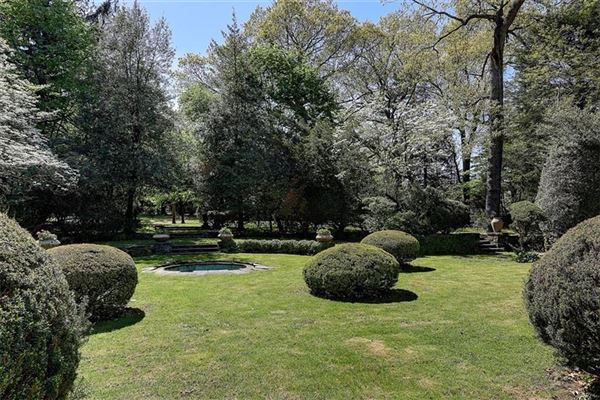 Mansions Beresford –Nicholson House