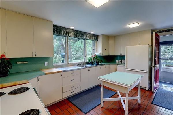 Luxury properties Beresford –Nicholson House