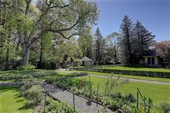 Beresford –Nicholson House luxury properties