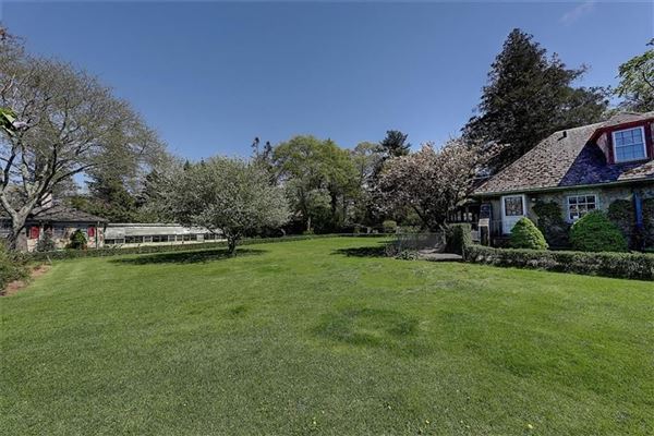 Luxury homes Beresford –Nicholson House