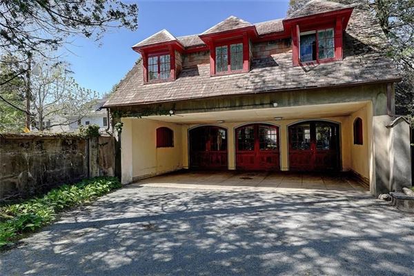 Beresford –Nicholson House luxury real estate