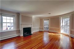 托马斯·L。哈尔西屋 luxury properties