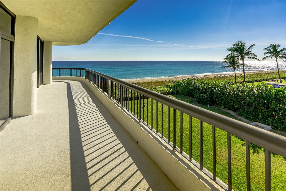PALM BEACH RESORT STYLE LIVING IN AN OCEANFRONT UNIT Florida Luxury