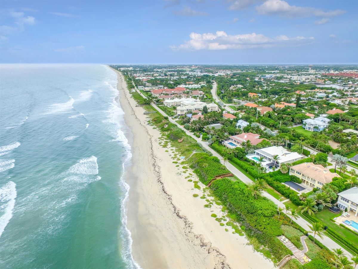 RARE OCEANFRONT OPPORTUNITY IN OCEAN RIDGE | Florida Luxury Homes ...