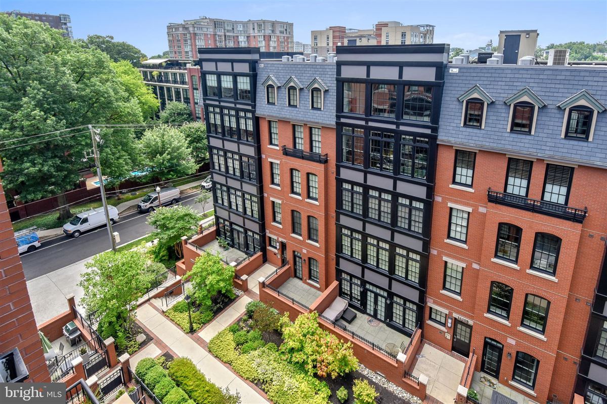 2 STORY CLASSIC PENTHOUSE Virginia Luxury Homes Mansions For Sale