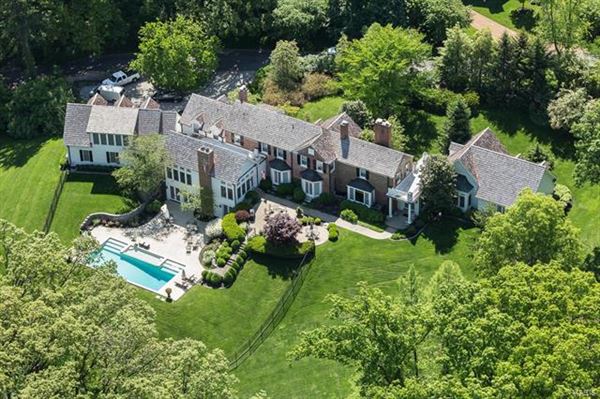 LUXURIOUSLY RESTORED EXECUTIVE ESTATE IN LADUE | Missouri Luxury Homes ...