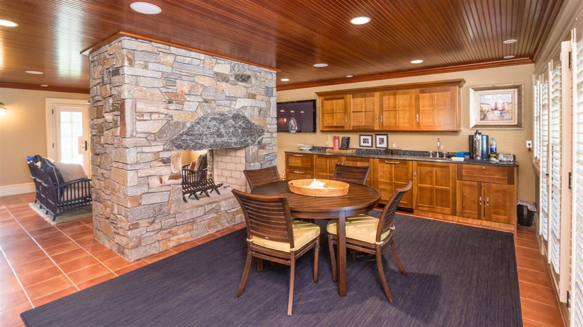 TIMELESS NANTUCKET STYLE HOME Michigan Luxury Homes Mansions For