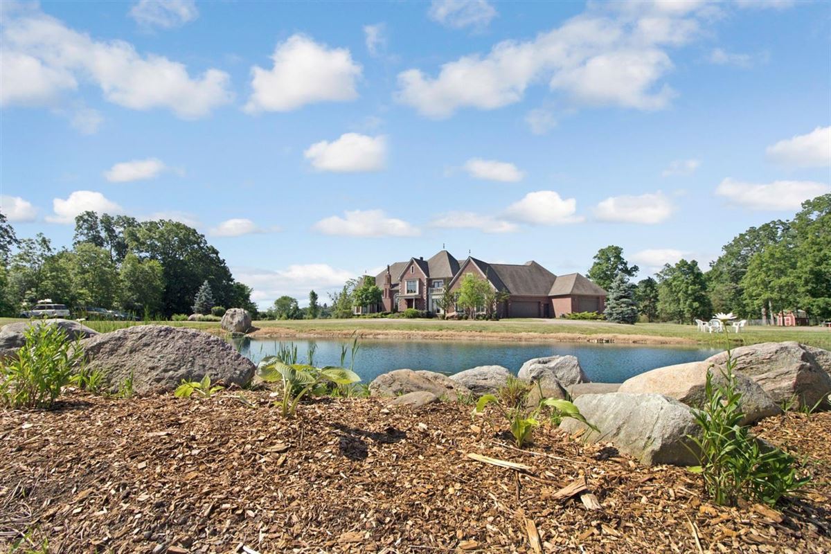 30 ACRE COUNTRY ESTATE IN ANN ARBOR Michigan Luxury Homes Mansions