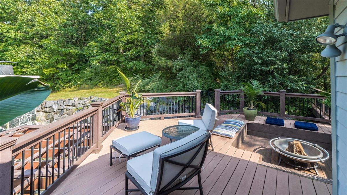 LUXURY RESORT LIFESTYLE IN DEXTER Michigan Luxury Homes Mansions