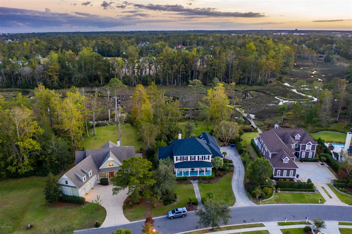 STATELY UPDATED MARSHFRONT HOME North Carolina Luxury Homes
