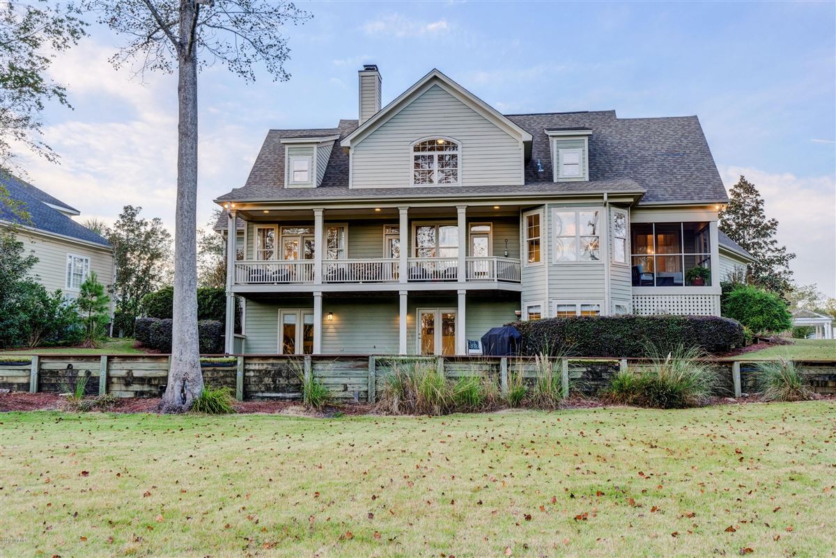 STATELY UPDATED MARSHFRONT HOME North Carolina Luxury Homes