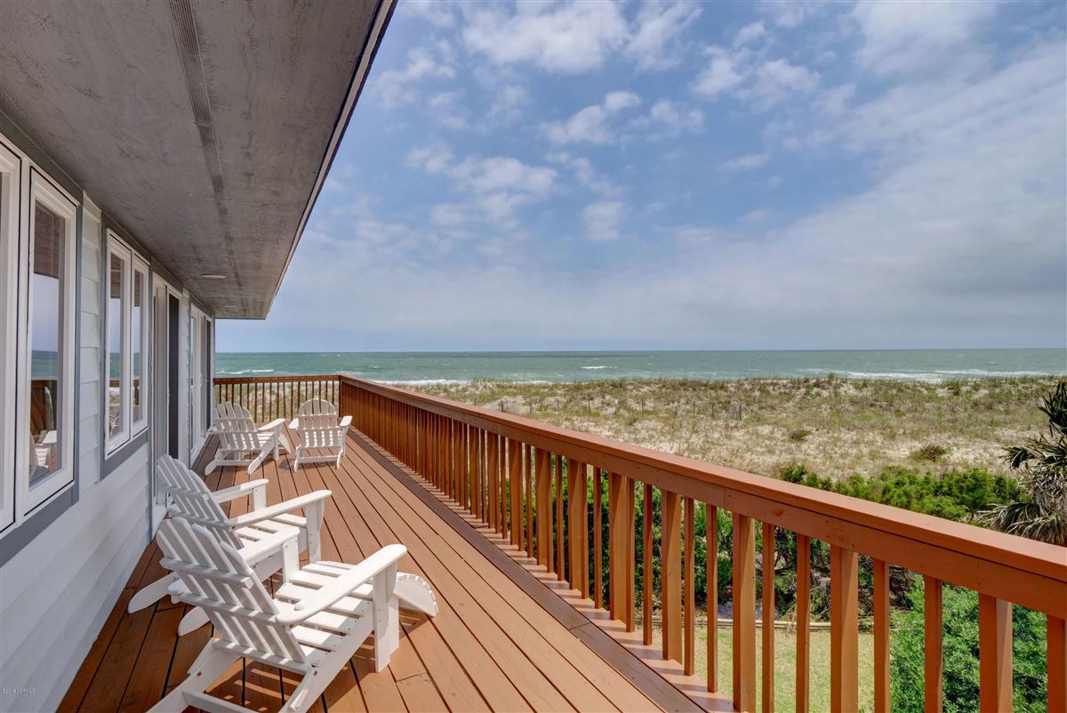 OCEANFRONT HOME WITH PANORAMIC VIEWS North Carolina Luxury