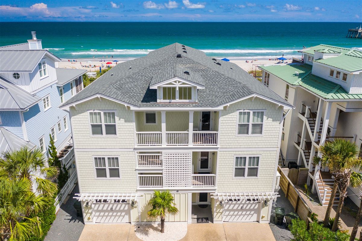 BEAUTIFUL LUXURY, OCEANFRONT CONDO North Carolina Luxury Homes