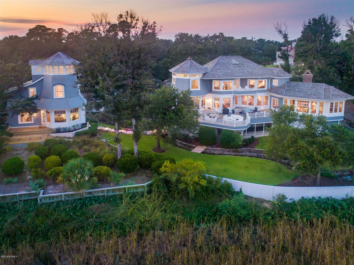 MOST SPECTACULAR WATERFRONT PROPERTY North Carolina Luxury Homes Mansions For Sale Luxury