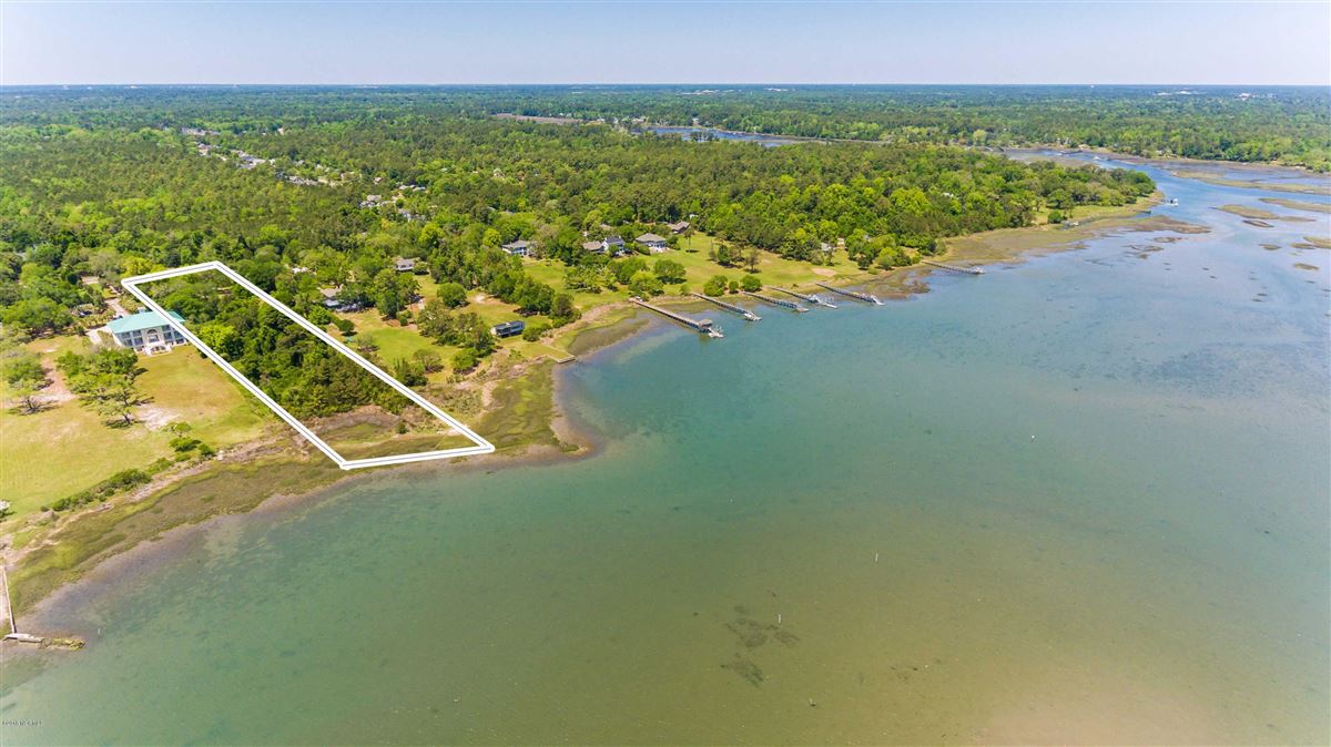 PROPERTY ON THE INTRACOASTAL WATERWAY North Carolina Luxury Homes