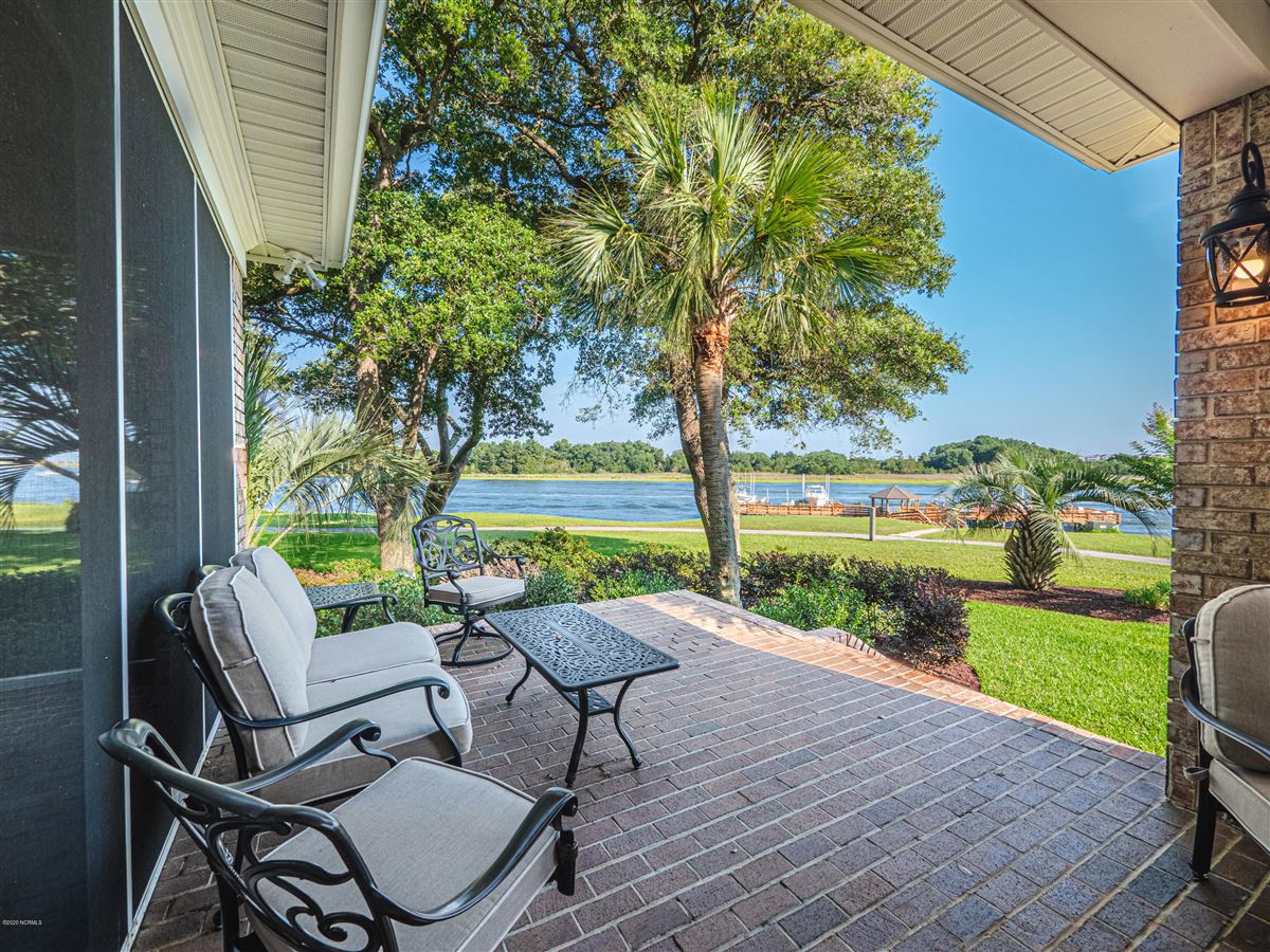 INCREDIBLE INTRACOASTAL WATERWAY VIEWS North Carolina Luxury Homes
