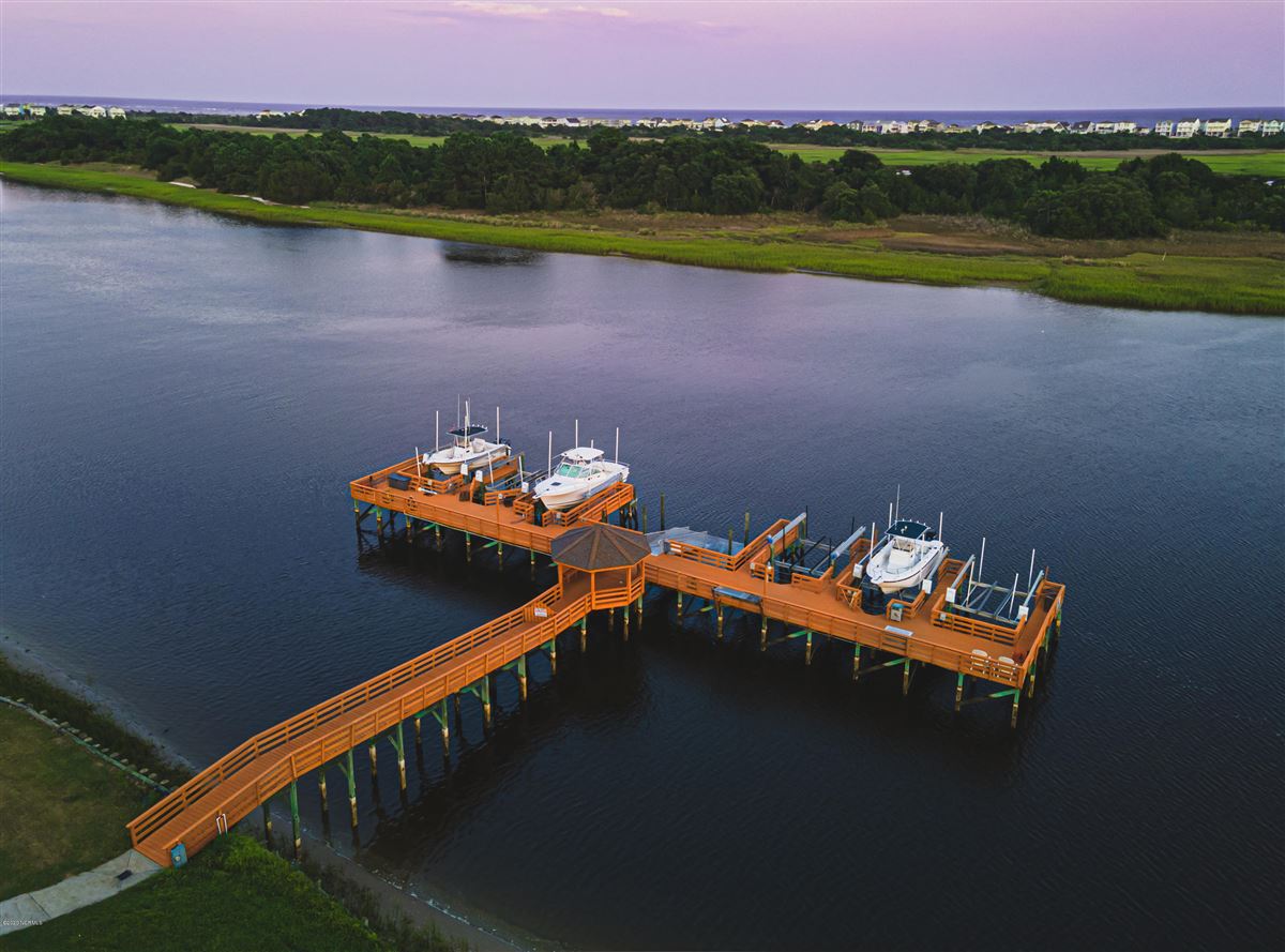 INCREDIBLE INTRACOASTAL WATERWAY VIEWS North Carolina Luxury Homes