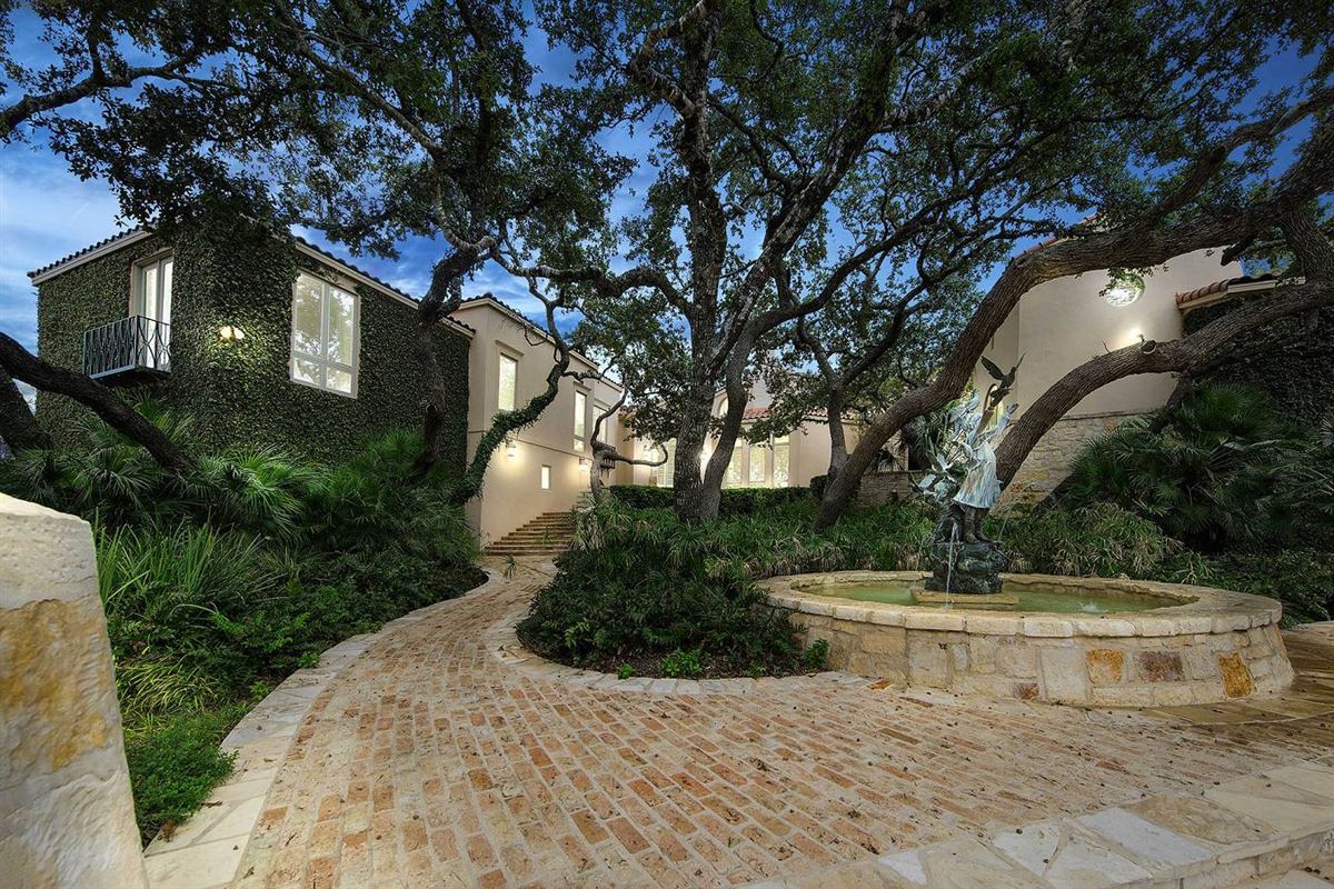 UNPRECEDENTED BEAUTY AND AMENITIES IN SAN ANTONIO Texas Luxury Homes   0CD226CA EDFE 4D42 8FE5 920815F7E043%2B920815F7E043 001 H 