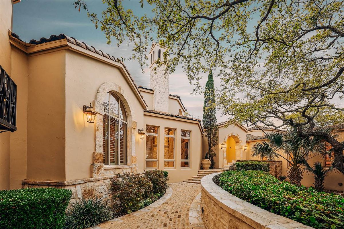 UNPRECEDENTED BEAUTY AND AMENITIES IN SAN ANTONIO Texas Luxury Homes   0CD226CA EDFE 4D42 8FE5 920815F7E043%2B920815F7E043 002 H 