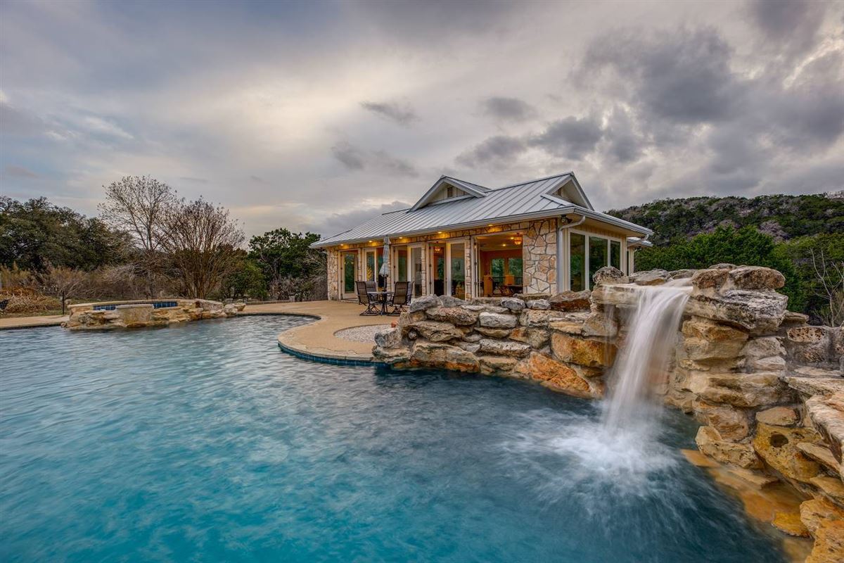  Texas Luxury Homes Mansions For Sale Luxury Portfolio