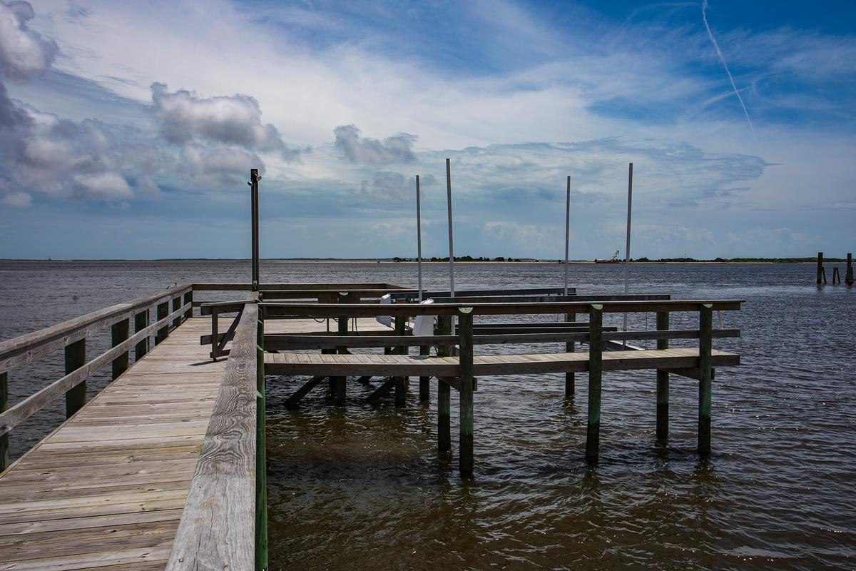 BEAUTIFUL VIEW OF THE CAPE FEAR RIVER | North Carolina Luxury Homes ...