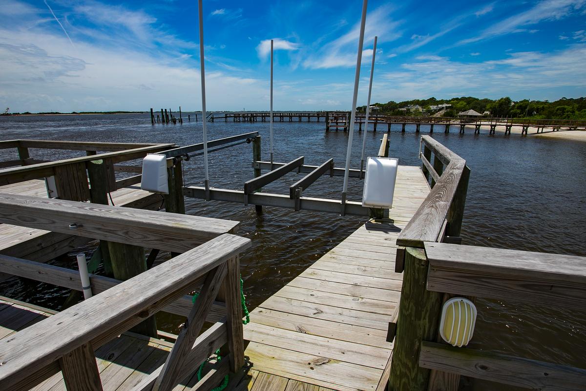 BEAUTIFUL VIEW OF THE CAPE FEAR RIVER | North Carolina Luxury Homes ...