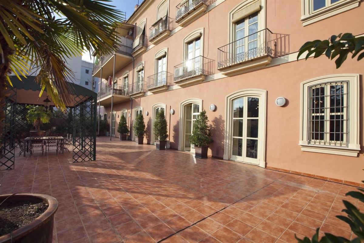 RENOVATED VALENCIA HOME THAT RETAINS PERIOD LUXURY Spain Luxury Homes