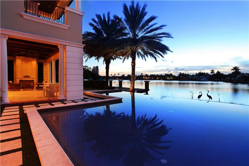OVER TEN THOUSAND SQUARE FEET OF LUXURY Florida Luxury Homes over-ten-thousand-square-feet-of-luxury-florida-luxury-homes