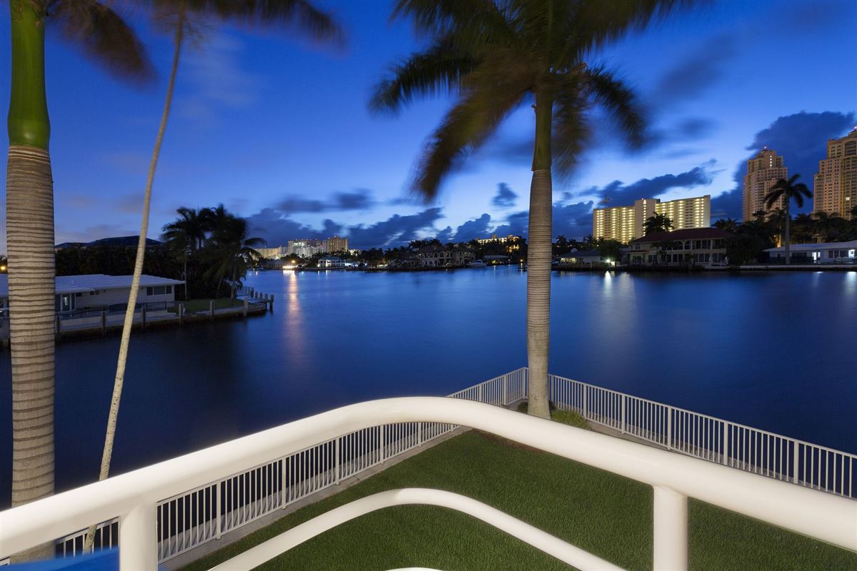 INTRACOASTAL HOME ON WIDE WATER Florida Luxury Homes Mansions For