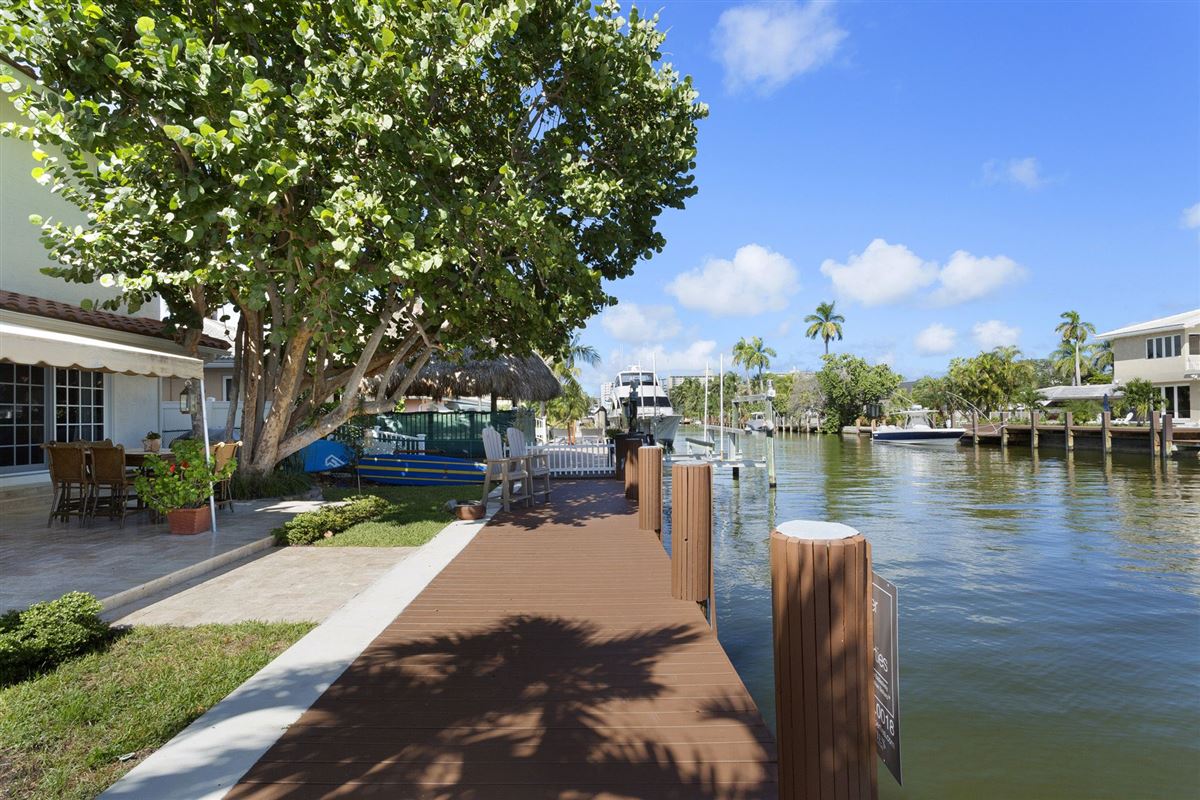 TWOSTORY WATERFRONT HOME WITH DIRECT OCEAN ACCESS Florida Luxury