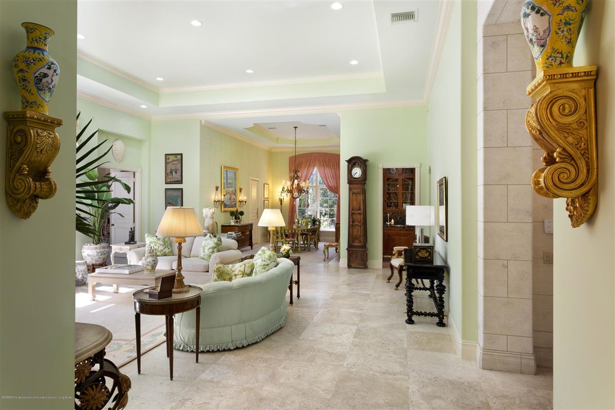 LOVELY HOME IN PHIPPS ESTATES Florida Luxury Homes Mansions For