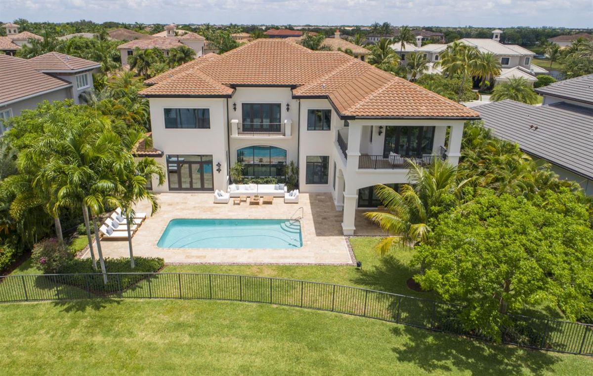 TRANSITIONALLY REIMAGINED BOCA RATON LUXURY LAKEFRONT ESTATE Florida