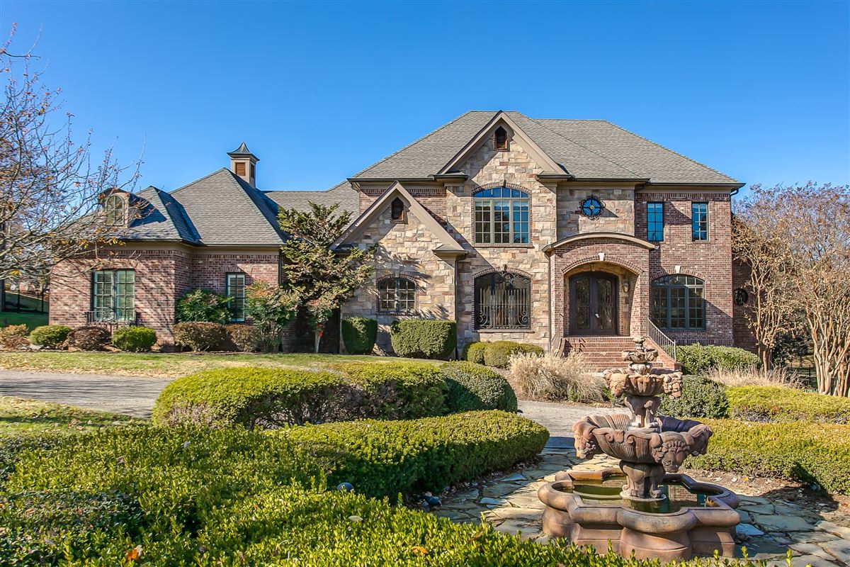 AN OPULENT BRENTWOOD HOME Tennessee Luxury Homes Mansions For Sale