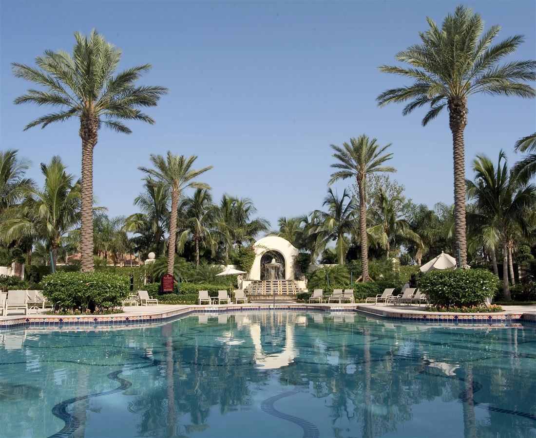 FRENCHMANS RESERVE COUNTRY CLUB COURTYARD HOME Florida Luxury Homes 