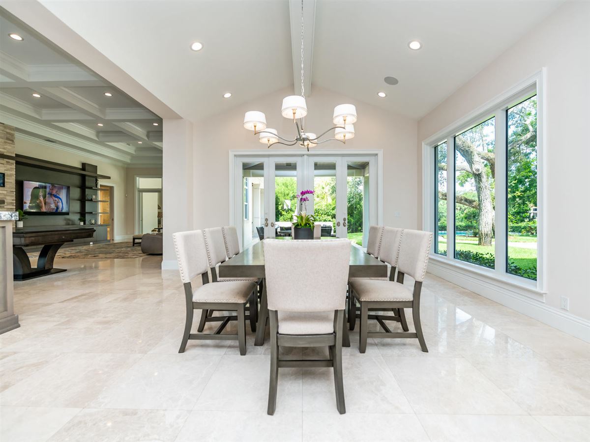 STUNNING CUSTOM LUXURY ESTATE HOME IN FOXE CHASE Florida Luxury Homes