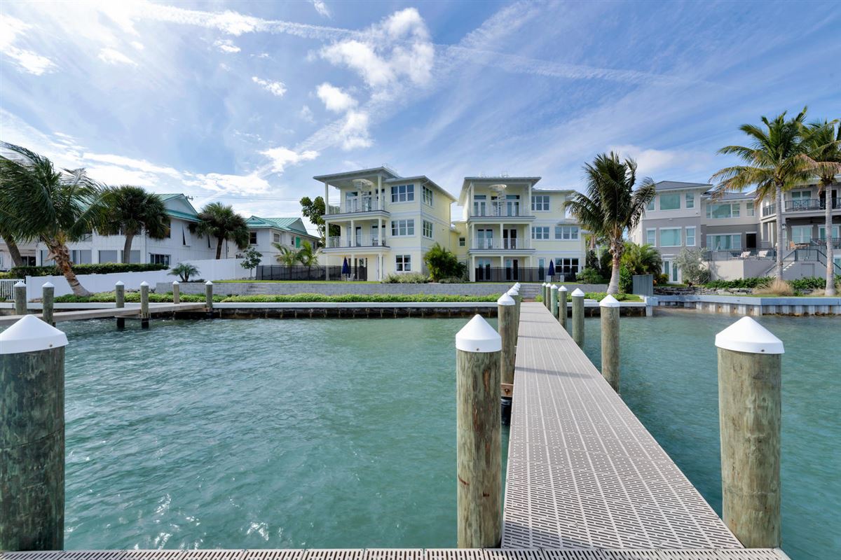 STUNNING WATERFRONT KEY WEST STYLE HOME Florida Luxury Homes