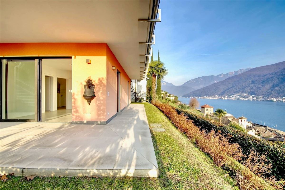 BEAUTIFUL COMPLETELY RENOVATED VILLA IN MORCOTE Switzerland Luxury