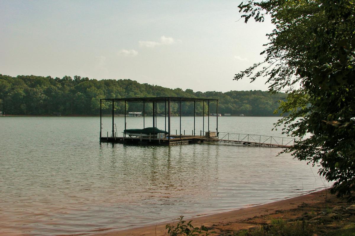 BREATHTAKING NORTHERN LAKE LANIER ESTATE | Georgia Luxury Homes ...