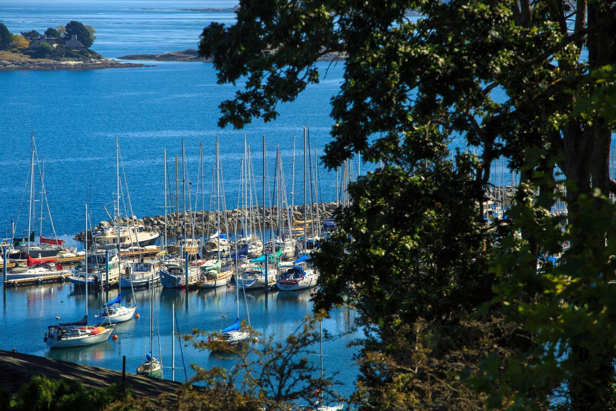 UPLANDS OCEAN VIEWS IN BRITISH COLUMBIA British Columbia Luxury Homes