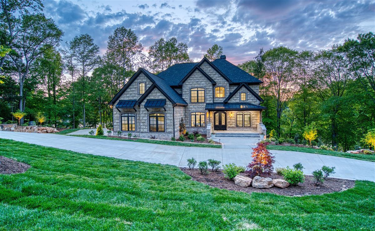 homes for sale in the peninsula lake carolina