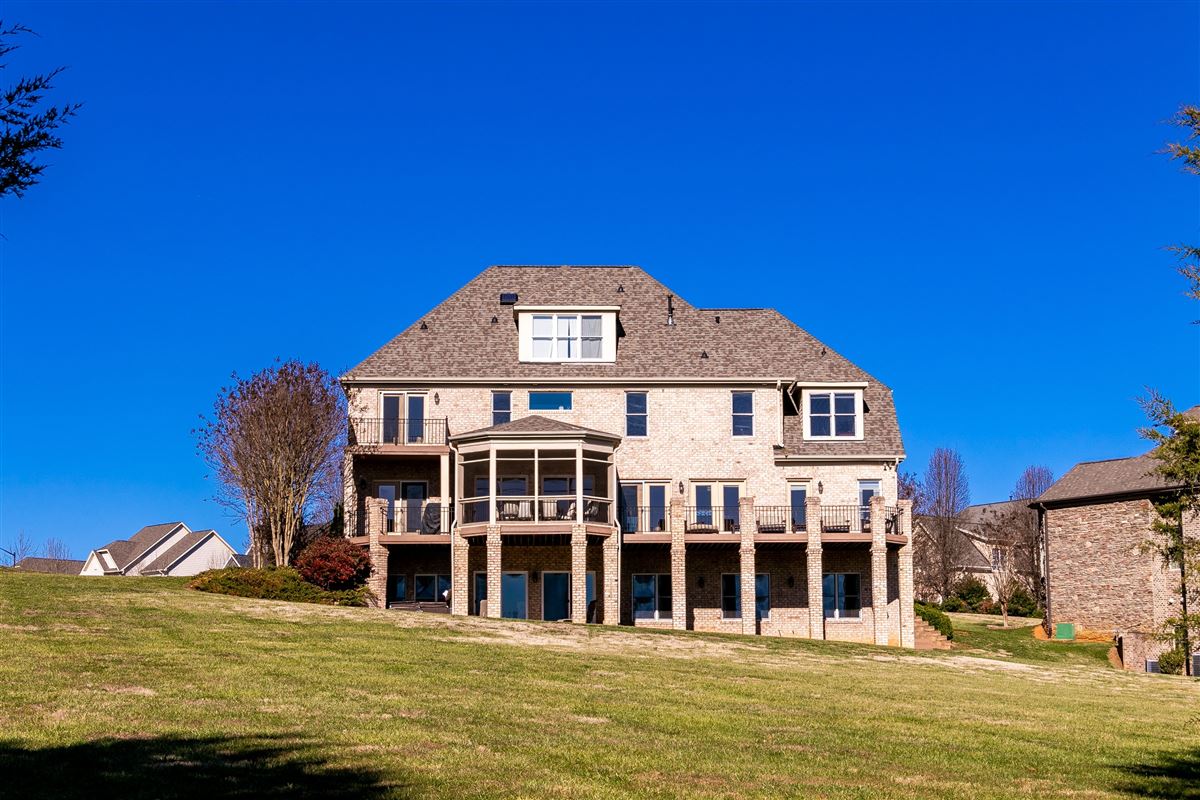 LUXURY WATERFRONT HOME IN ALAMANCE COUNTY North Carolina Luxury Homes